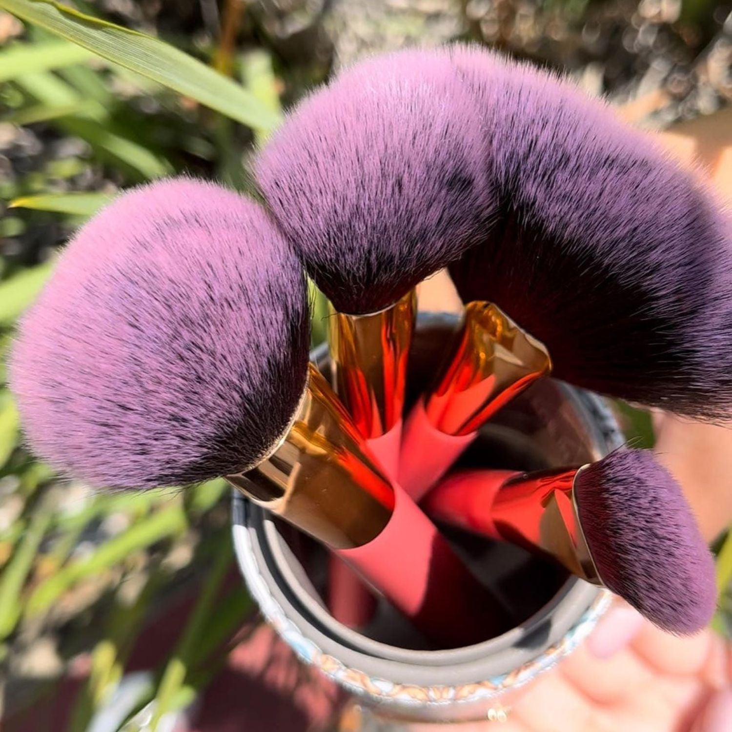 MACARIA MAKEUP CASE WITH 4 PIECE BRUSH SET