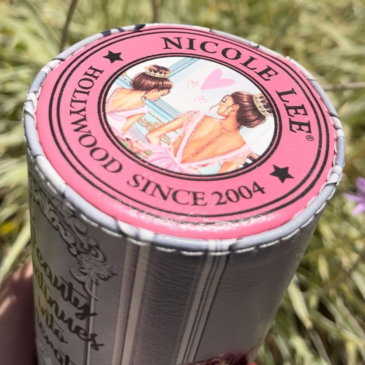 MACARIA MAKEUP CASE WITH 4 PIECE BRUSH SET