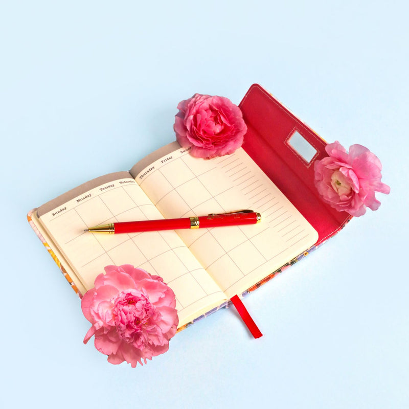 MONTHLY PLANNER WITH PEN