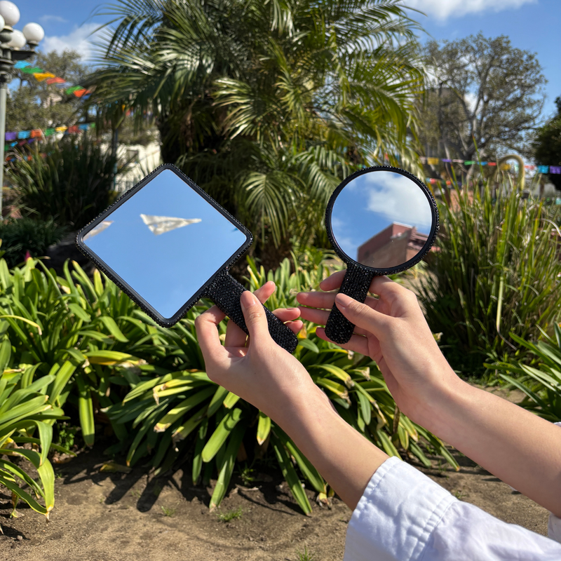 ROUND HAND MIRROR