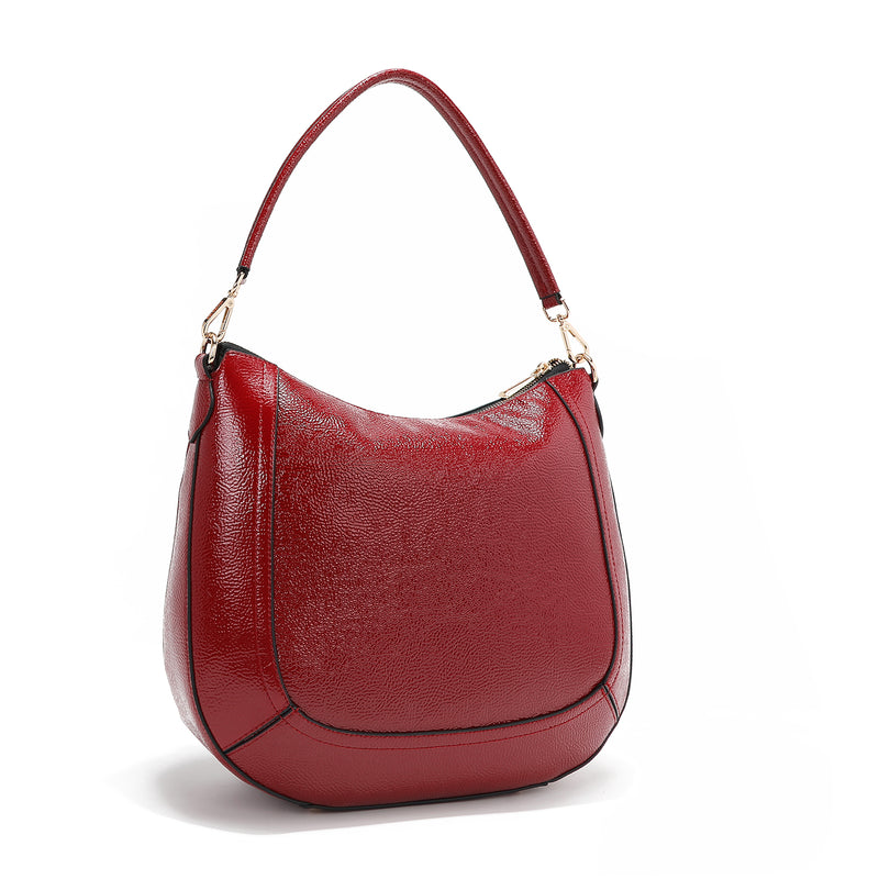 CLASSIC SHINY SHOULDER BAG