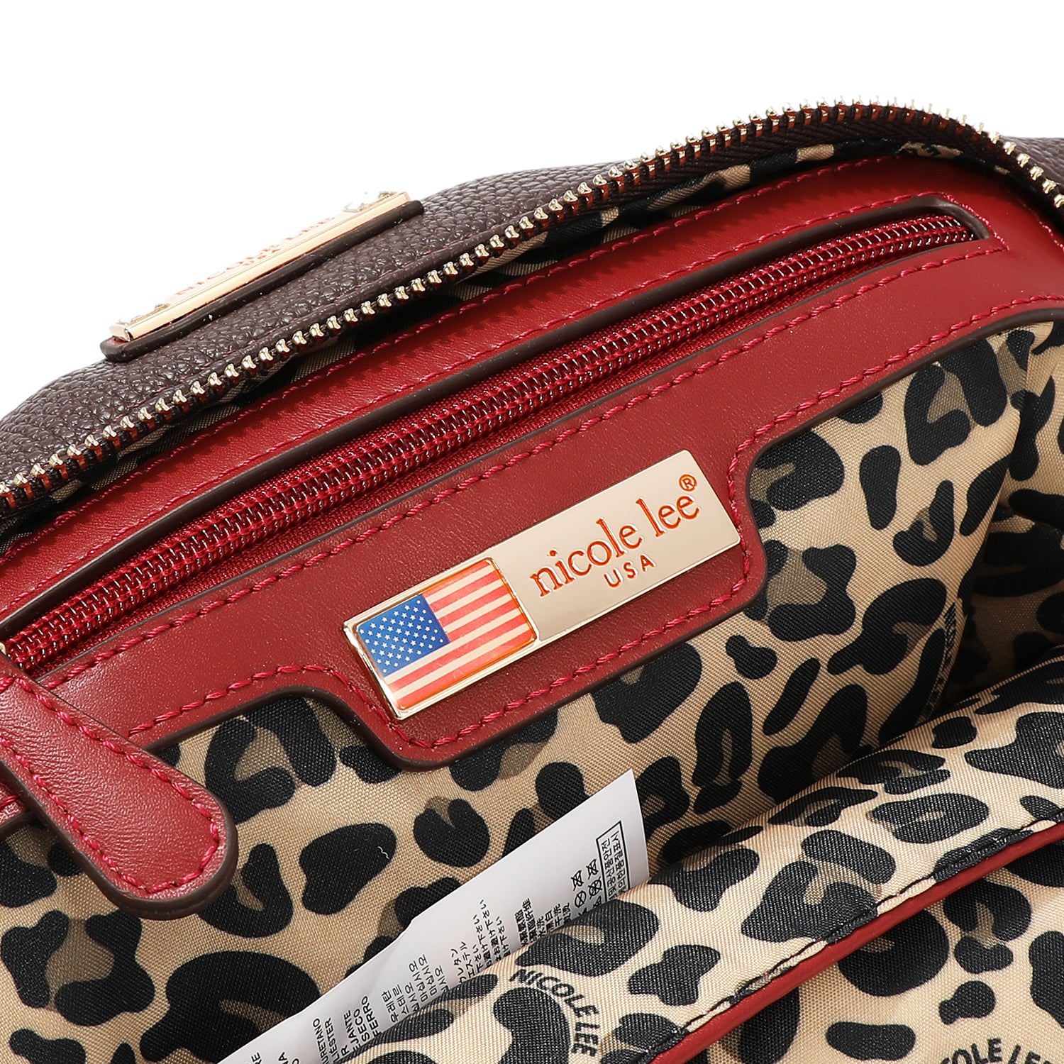 TRAVELER CROSSBODY BAG